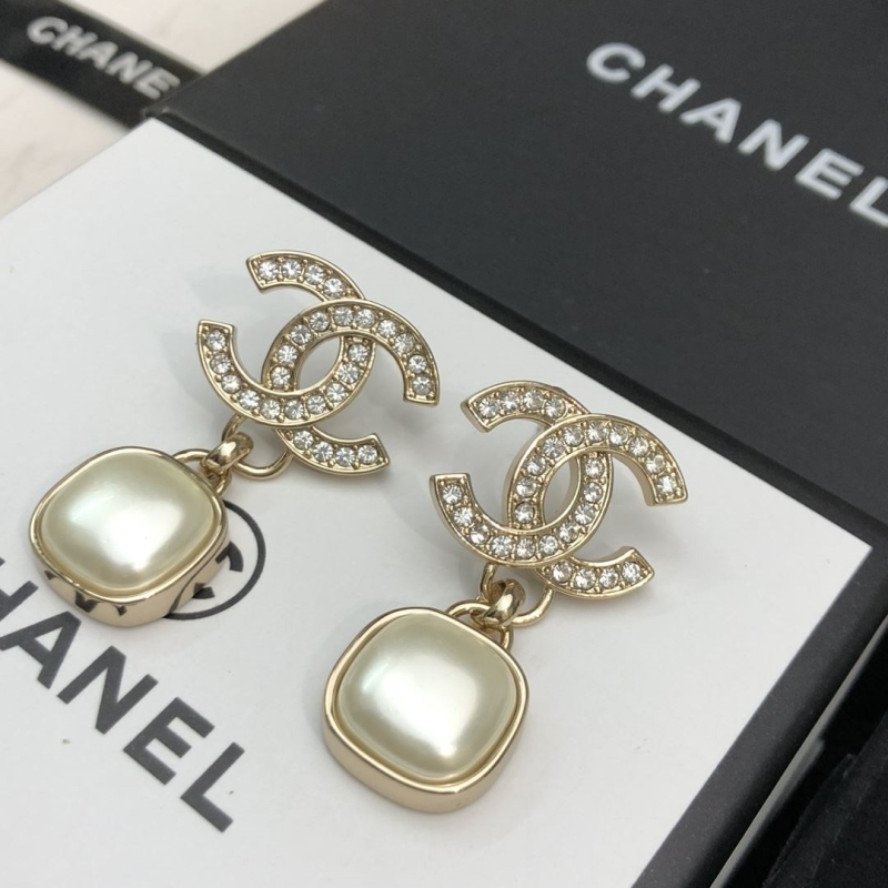 Ch**el earrings